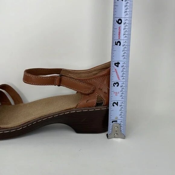 CLARKS Heeled Sandals Brown Leather Ankle Strap Size 10 - Picture 9 of 11